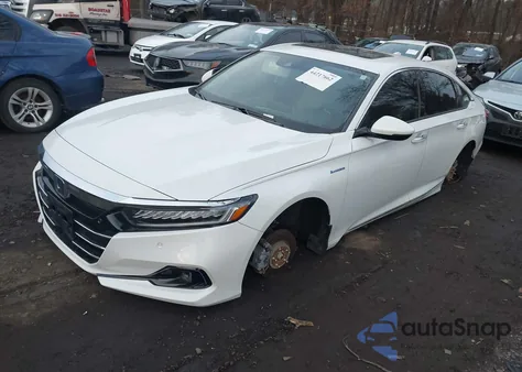 2022 Honda Accord Hybrid Touring z USA, uszkodzony, nr VIN 1HGCV3F98NA017833